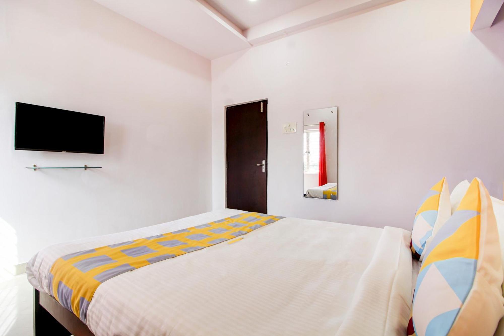 Hotel O Home Comfortable Stays, Near Aasam Gadh Current Office Sururnagar Zewnętrze zdjęcie